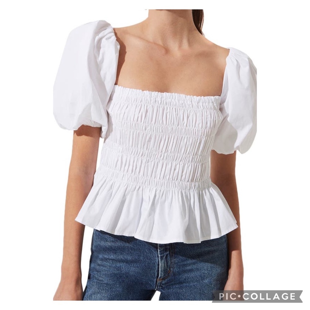 ASTR Puff Sleeve Top